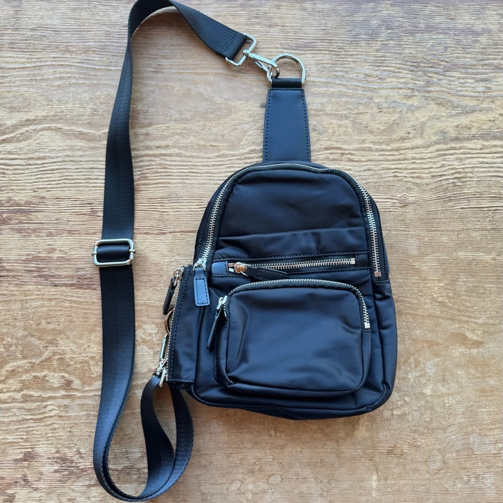 Bagnet City Sling Black Bag - Picture 10 of 13